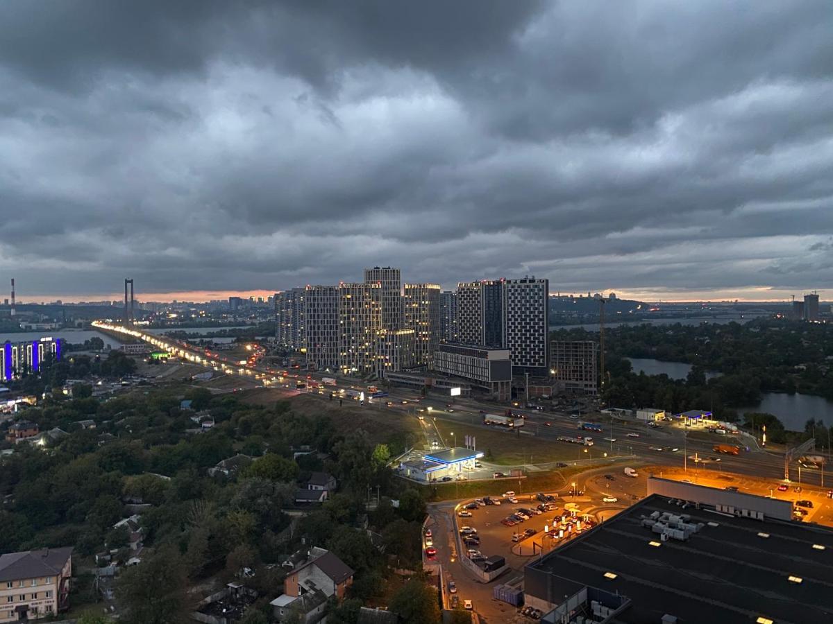 Apartments With Dnipro View كييف المظهر الخارجي الصورة