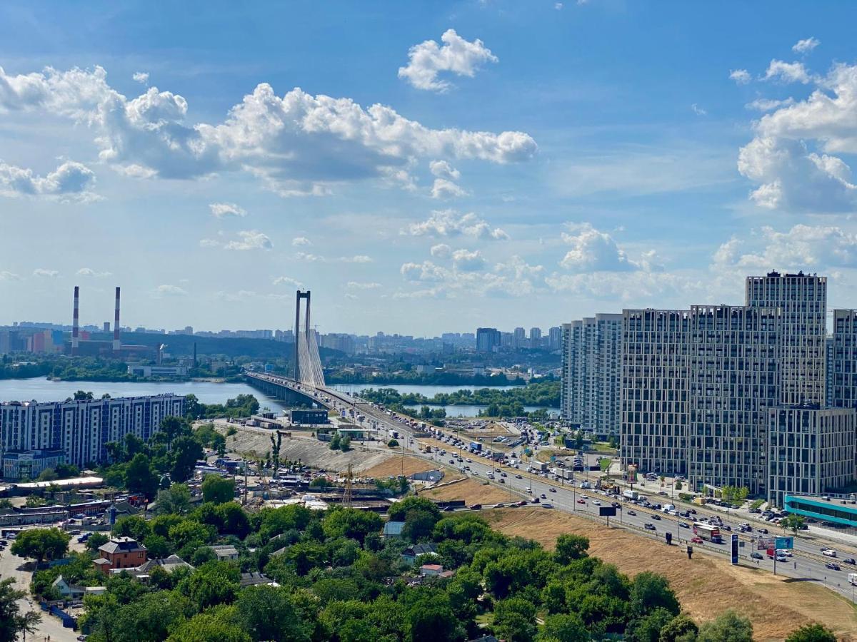 Apartments With Dnipro View كييف المظهر الخارجي الصورة