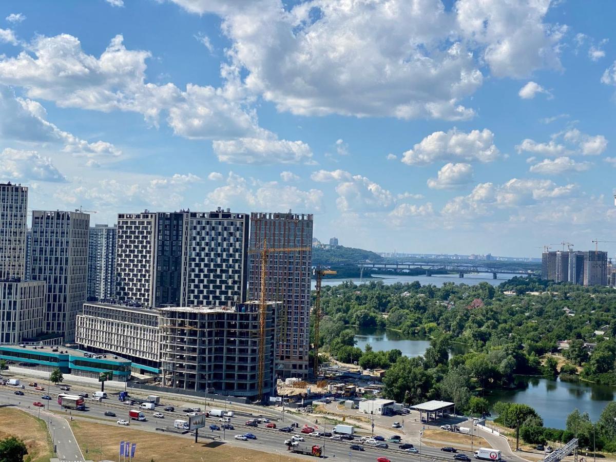 Apartments With Dnipro View كييف المظهر الخارجي الصورة